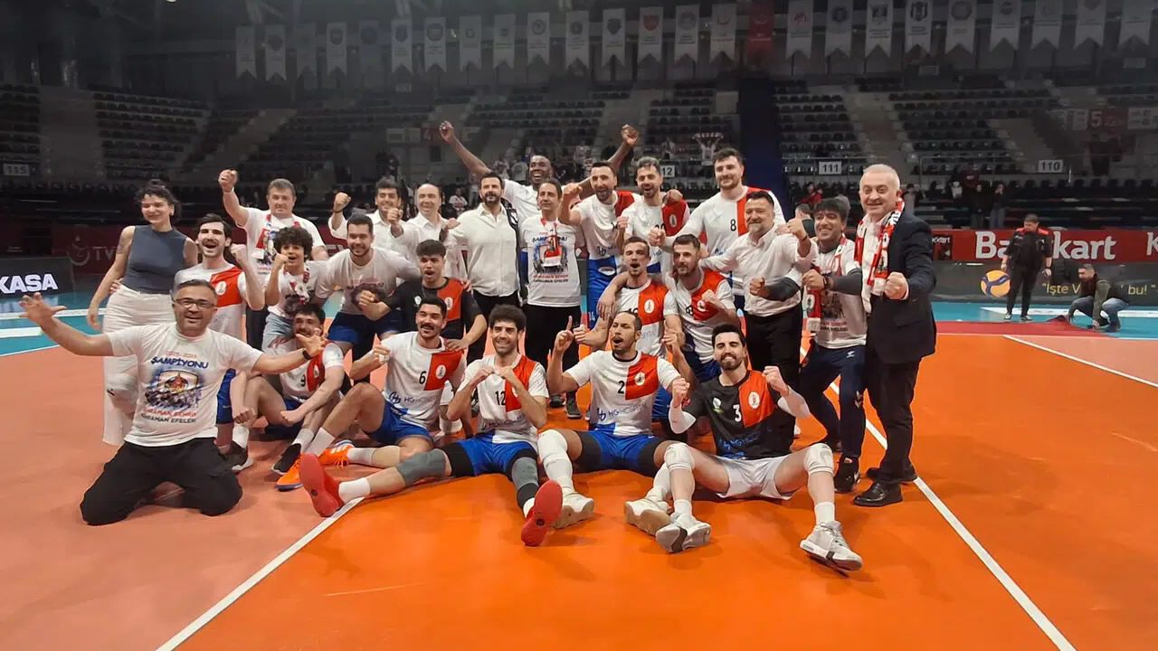 Voleybolda Şampiyon Onikişubat: Dev Rakibini Parkeye Gömdü!