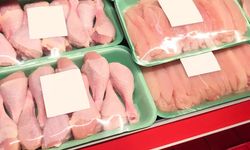 Dünyaca Ünlü Market Zincirinde 'Tavuk' Krizi: Milyonlarca Kişi Tüketti!