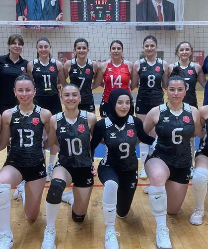 Kahramanmaraş Büyükşehir Belediyespor Kadın Voleybol Takımı 2. Lig’e Yükseldi!