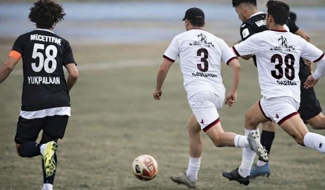 K.Maraşspor Deplasmanda Güldü: Mehmet Akif’ten Uzatmalarda Duble!