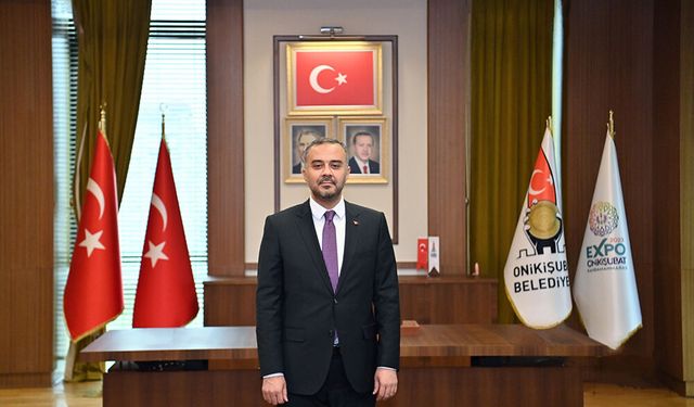 Başkan Toptaş: “Onikişubat’ta çocuklarımız için çalışırken, bu yıl 23 Nisan’ı buruk karşılıyoruz”
