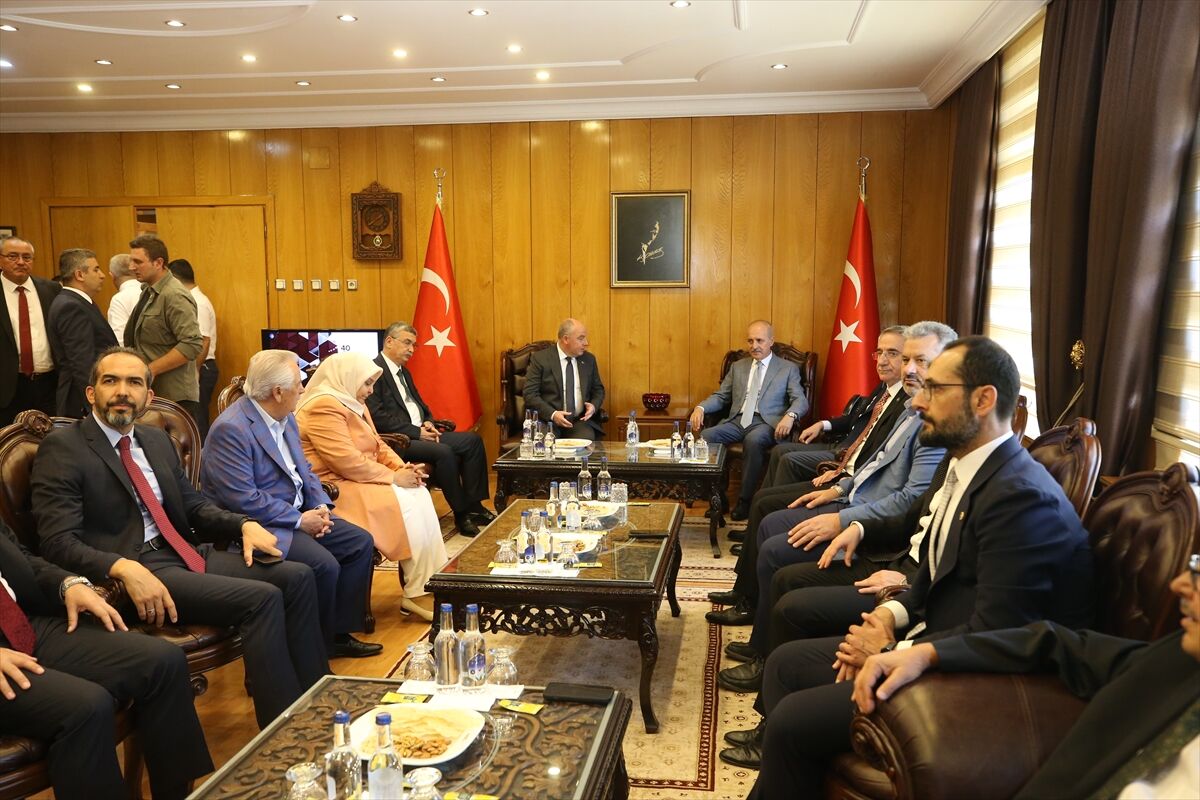 AA-20220914-28894602-28894601-AK_PARTI_GENEL_BASKANVEKILI_KURTULMUS_KAHRAMANMARASTA